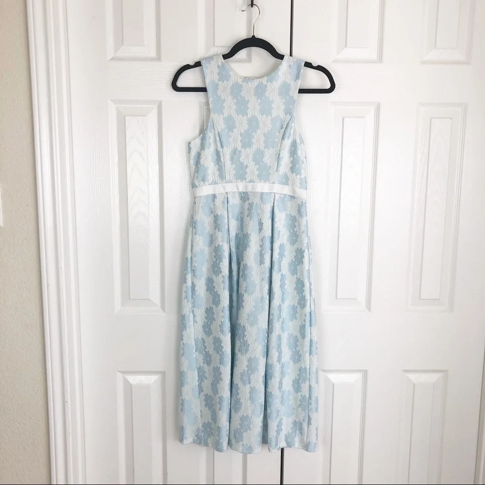 New Francesca’s Tinsley lace sleeveless midi dress